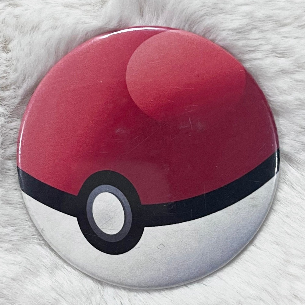 🔮 5/$25 Pokémon Poké Ball Pin